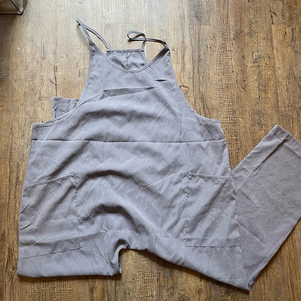 NWOT Gray One-Piece Romper